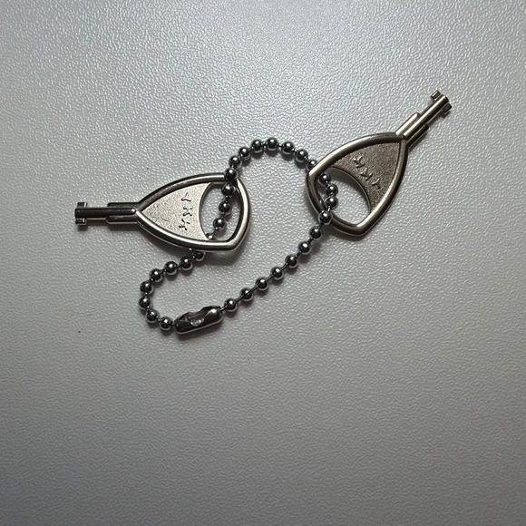 Brighton Knox Extra Large Catwalk Nylon Tote Cosmetic Pouch Holiday Gift Travel - Picture 9 of 10